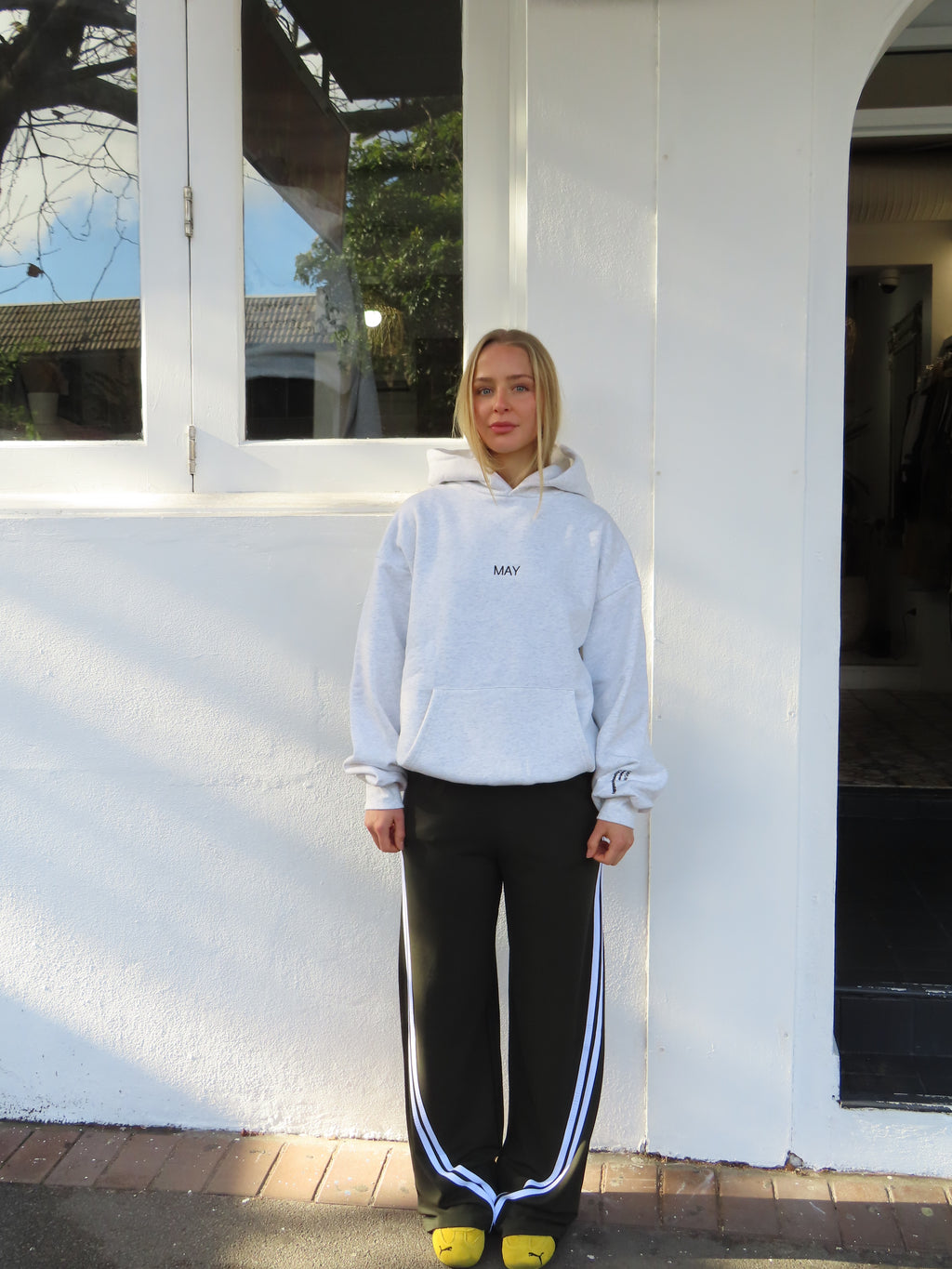 THE MAY SIGNATURE HOODIE - GREY