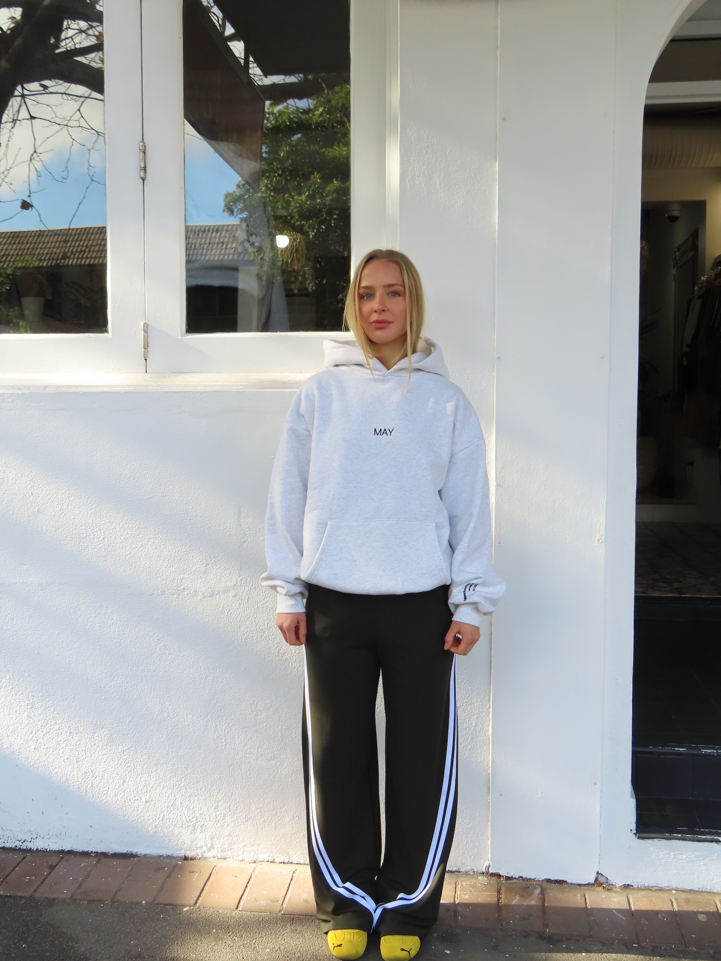 THE MAY SIGNATURE HOODIE - GREY