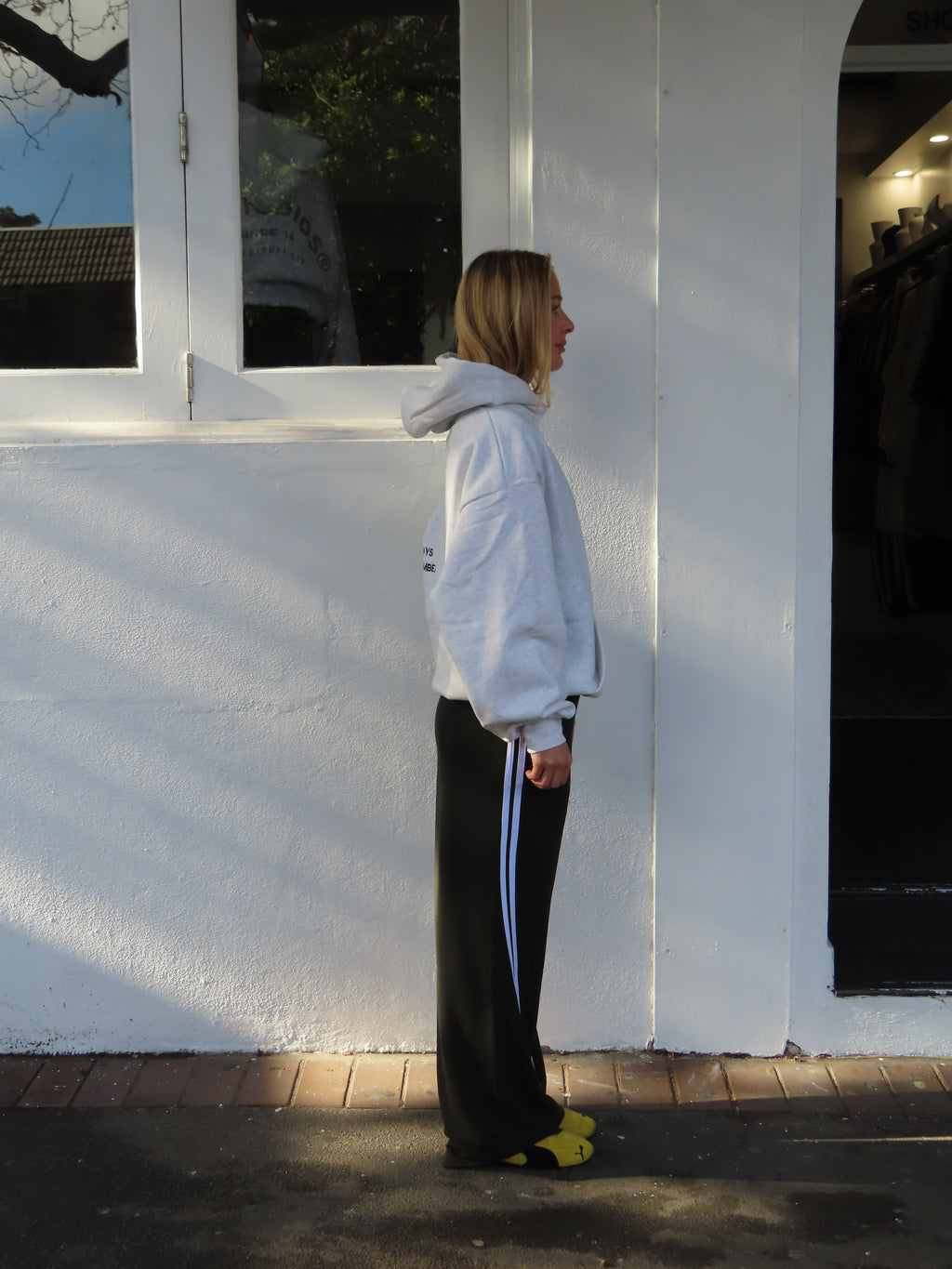 THE MAY SIGNATURE HOODIE - GREY