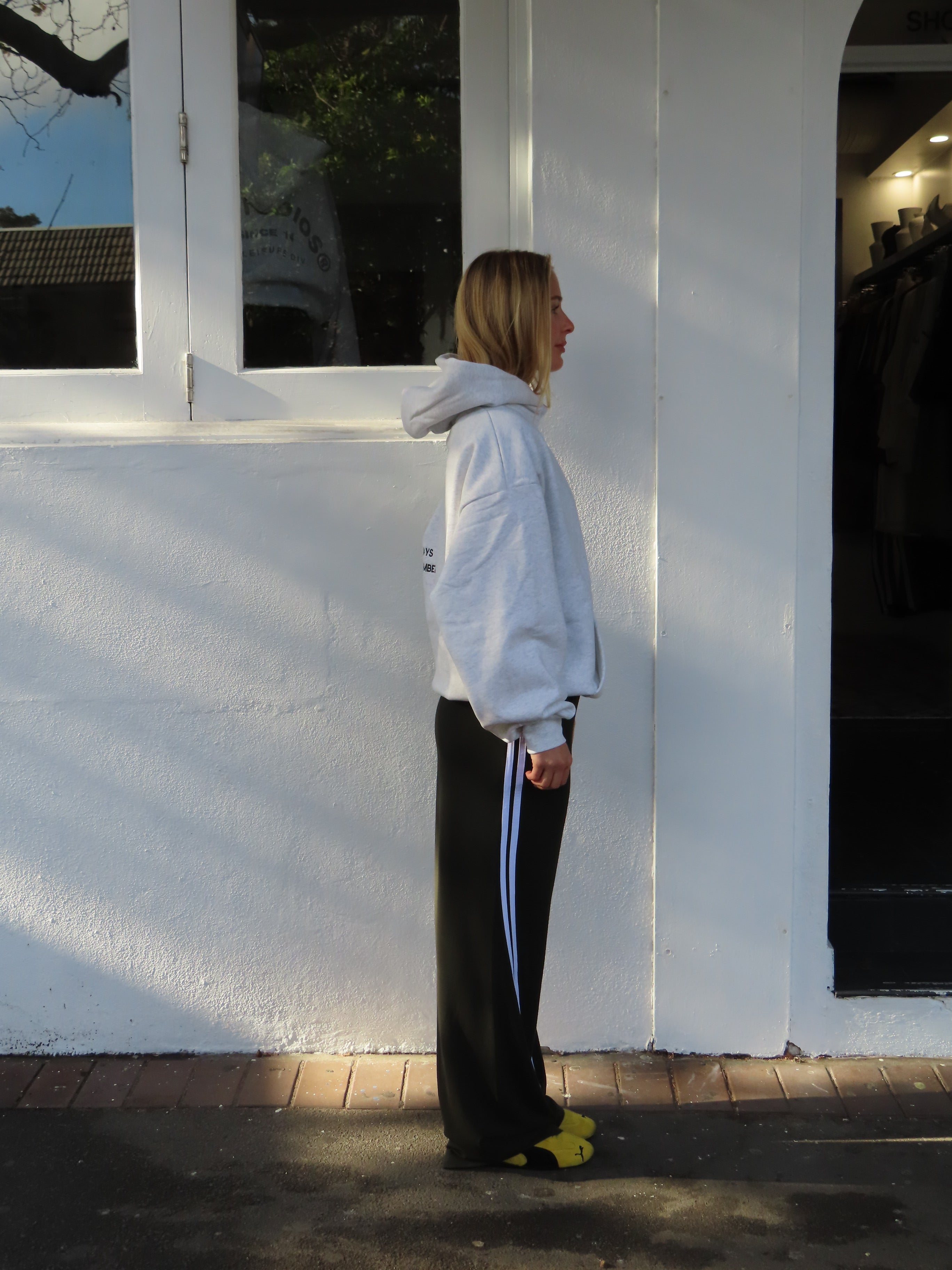 THE MAY SIGNATURE HOODIE - GREY
