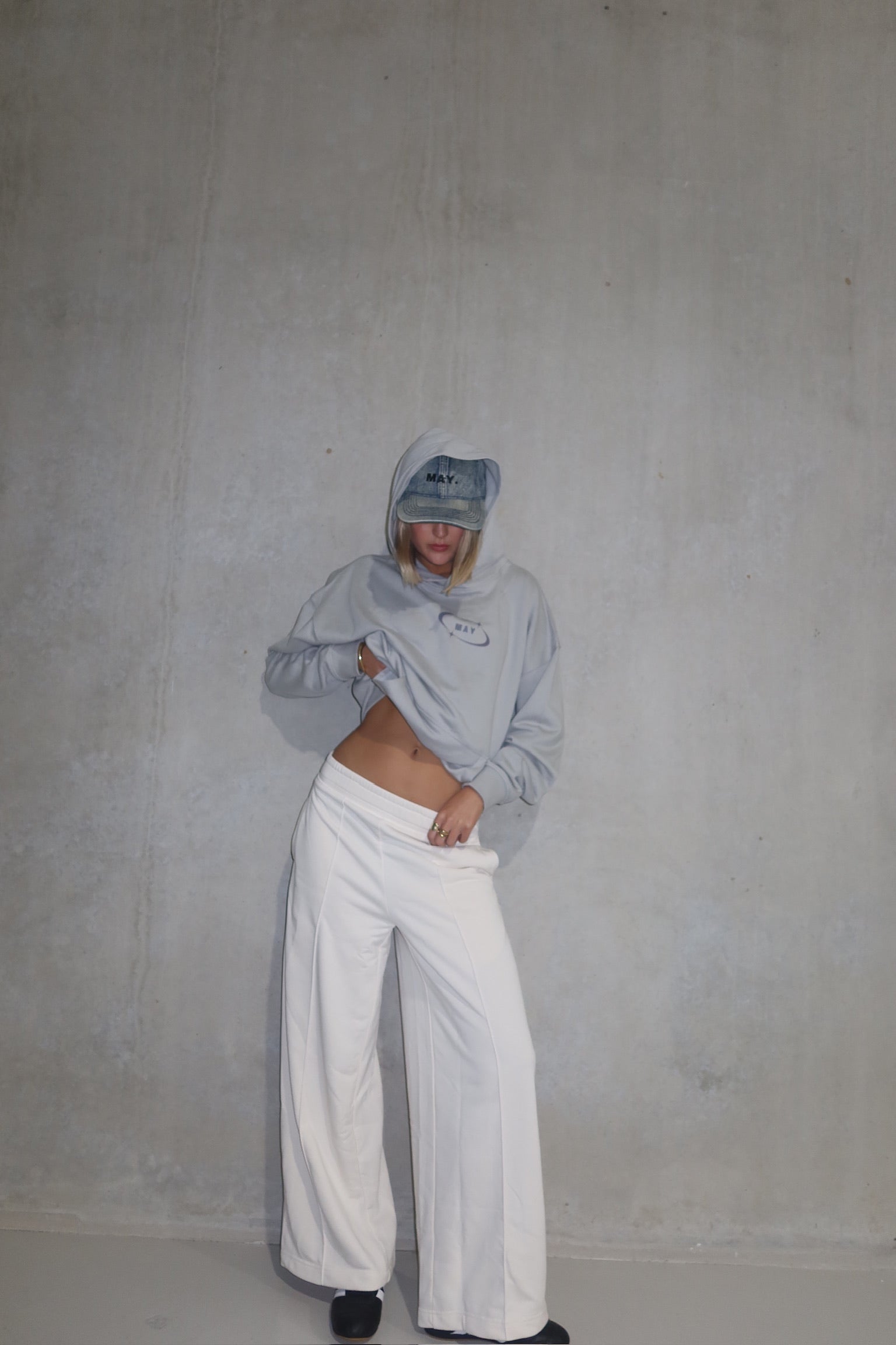 STEELE STAR HOOD