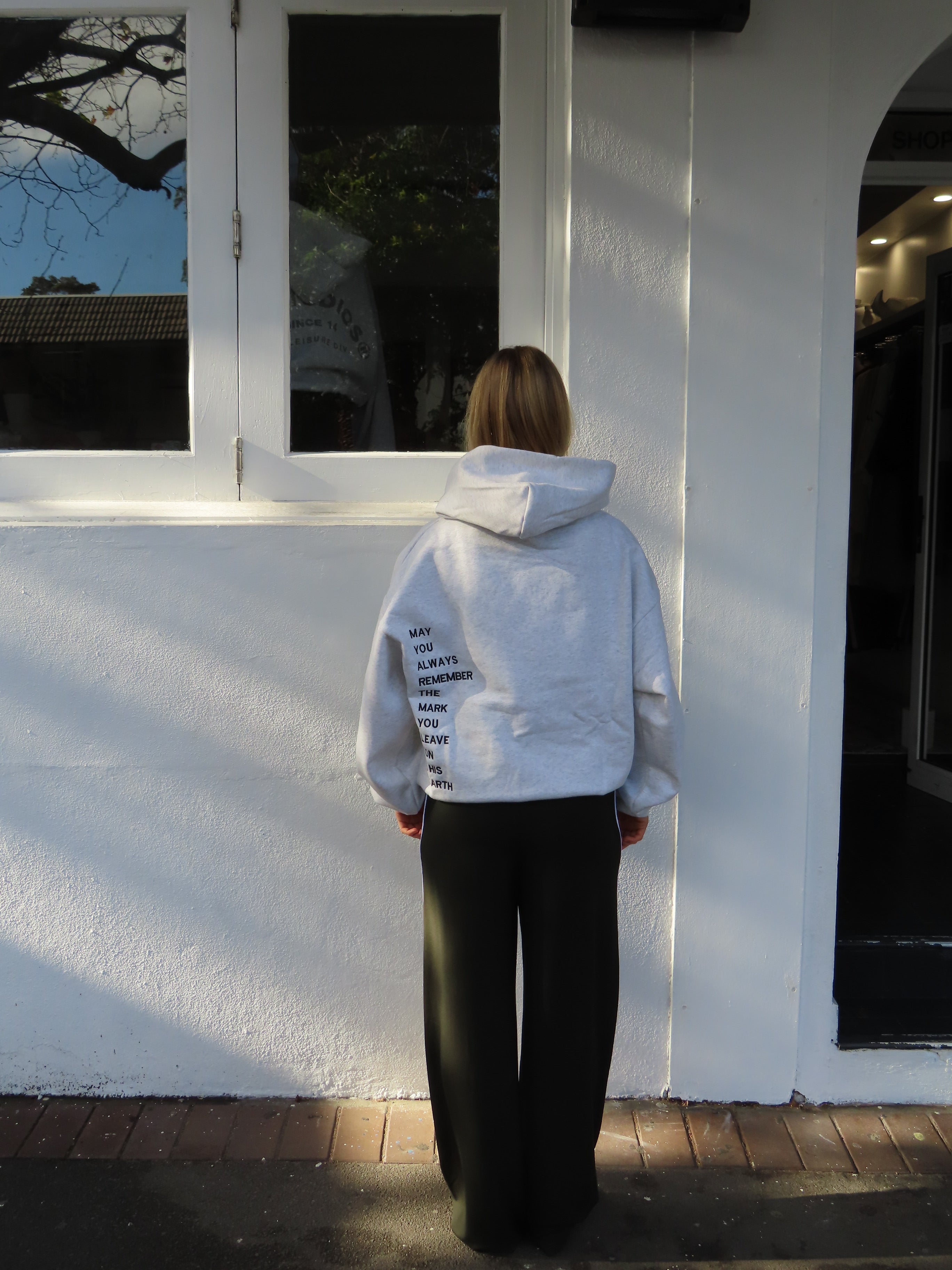 THE MAY SIGNATURE HOODIE - GREY